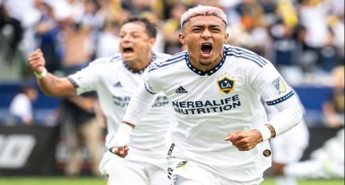 الصفقة تمت.. تقارير: برشلونة يضم أروجو حتى 2026